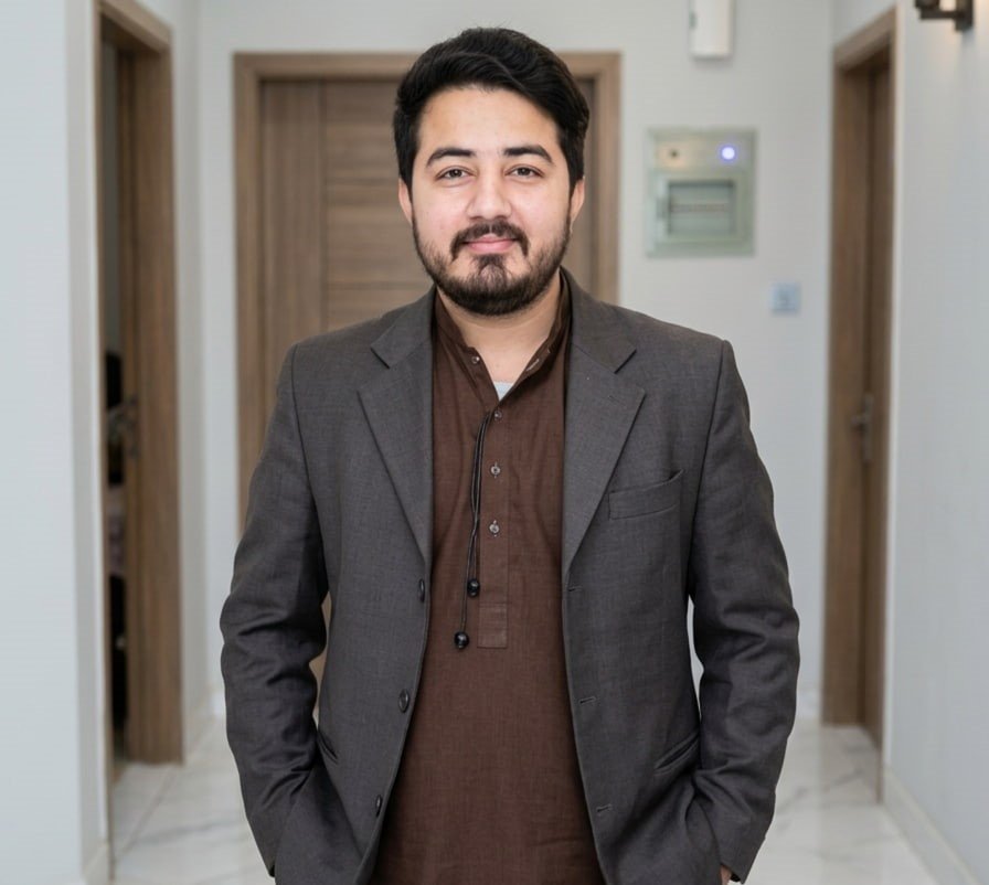Hafiz Muhammad Awais, Tech Educator and SEO Expert